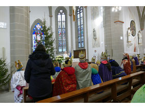 Aussendung der Sternsinger in Naumburg (Foto: Karl-Franz Thiede)